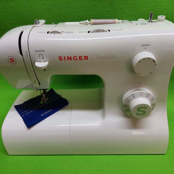 Singer Tradition 2282 gebr.