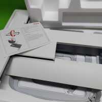 PFAFF creative 4.0 gebr., mit Stickaggregat klein, kpl. mit Sonder-Zubehör