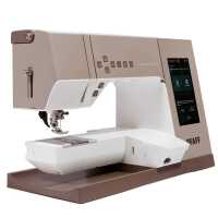 PFAFF creative elevate 680 inkl. Stickaggregat